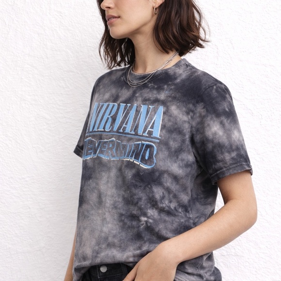 NIRVANA Black and Blue Tie-Dye Tee with Blue Graphic size small - Picture 3 of 7